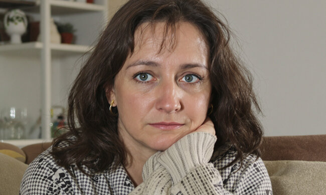 Dozvěděla jsem se, že můj manžel vede dvojí život. Když jsem se rozhodla ho odhalit, zjistila jsem, že ta druhá žena o ničem také nevěděla