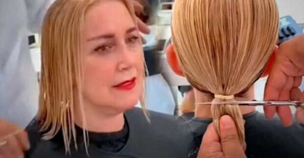 Žena se obrátila na svého kadeřníka s žádostí o módní střih pro řídké vlasy
