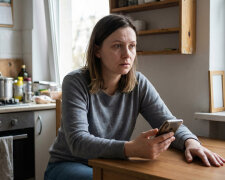 Řekla jsem náhodou manželův telefon. Žena na druhé straně se zeptala: „Miláčku, v kolik dnes přijdeš?“ - a teprve tehdy jsem pochopila, kam mizely všechny jeho páteční večery