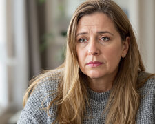 Zavírala jsem oči před jeho nevěrami celé roky. Dokud jsem neupadla na ulici a neviděla, kdo je ve skutečnosti po mém boku.