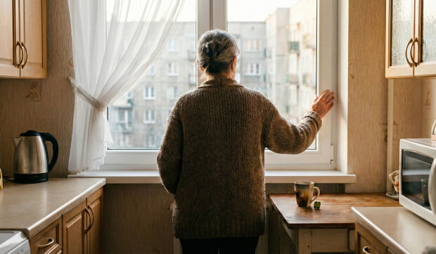 Dala jsem dceři své úspory na svatbu. Slíbila, že mi je po svatbě vrátí. Uplynuly tři roky - a dnes říká, že to byl dar