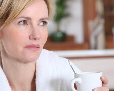 „Řekla jsem tchyni, že mi musí vrátit klíče.“ Měsíce jsem mlčela – a pak jsem musela tchyni z bytu doslova vyhodit